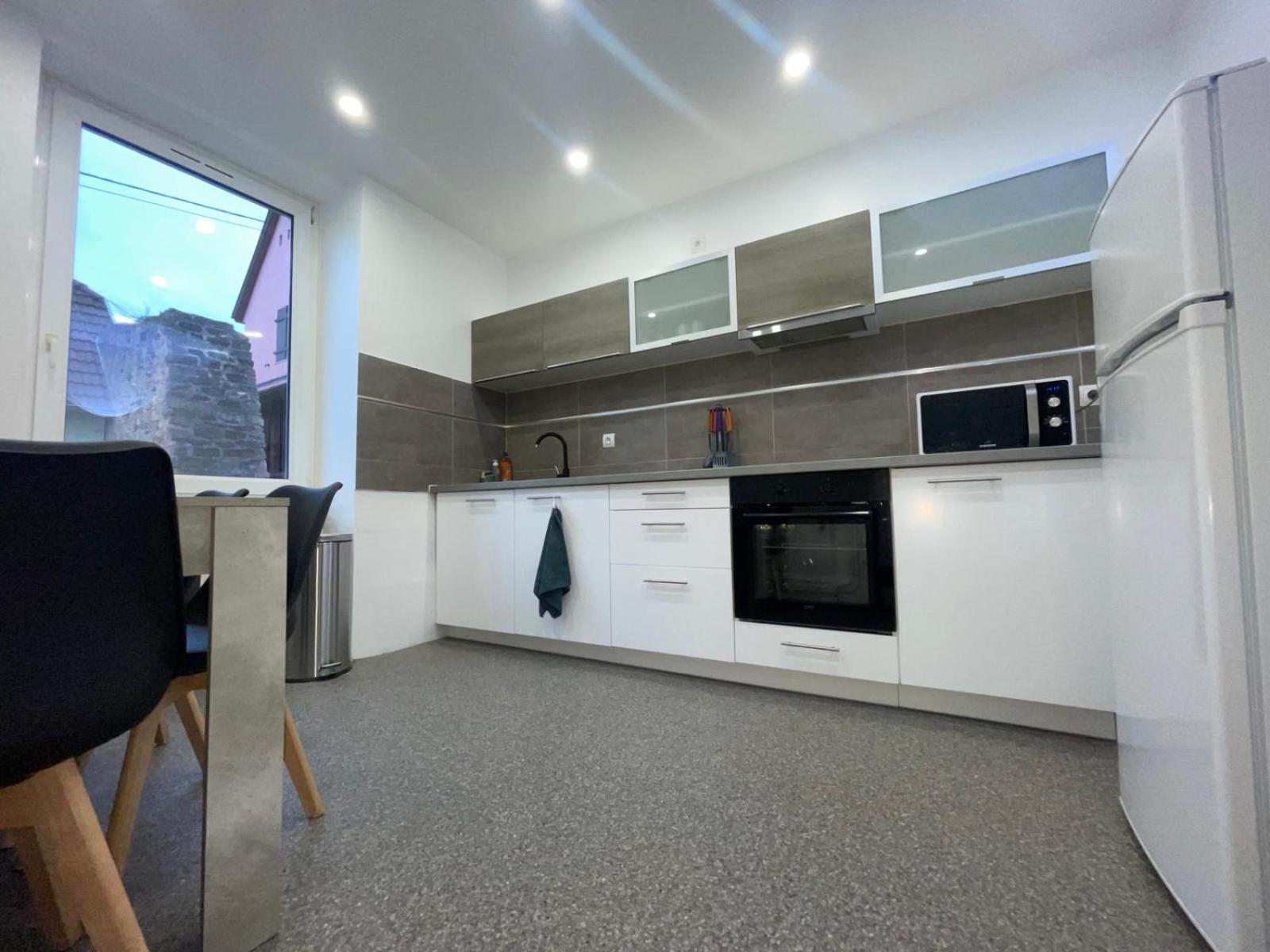 Magnifique Appartement Charmant T3 80M2 Parking Gratuit Rosheim Exterior photo